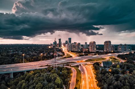 Funnel cloud advisory, rainfall warning for Toronto and GTA